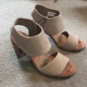 Toms Majorca Cutout Sandals